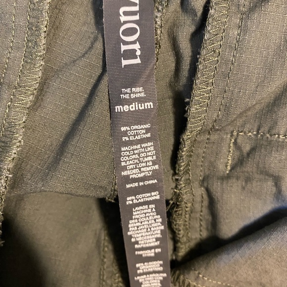 Vuori Ripstop Pant Dark Oregano Good Condition, Size Medium - Picture 6 of 10